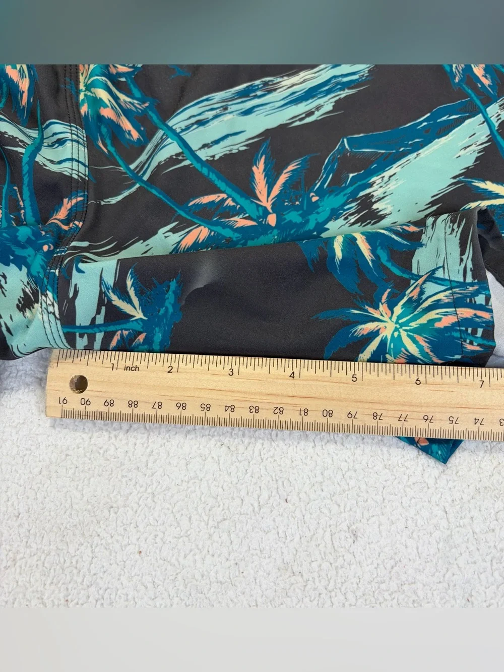 O'Neill Men's Hyperfreak Board Shorts Swim Suit Men’s Small